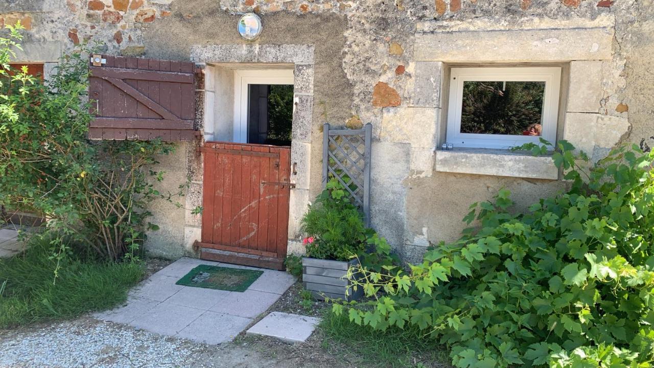 Petit Gite A La Ferme Des Buttons Rosnay  Εξωτερικό φωτογραφία